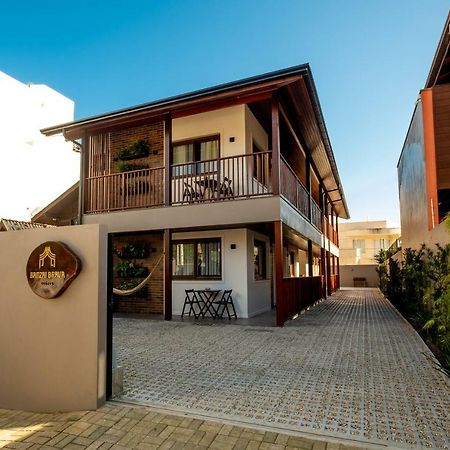Banzai Brava Suites Itajaí Exterior foto