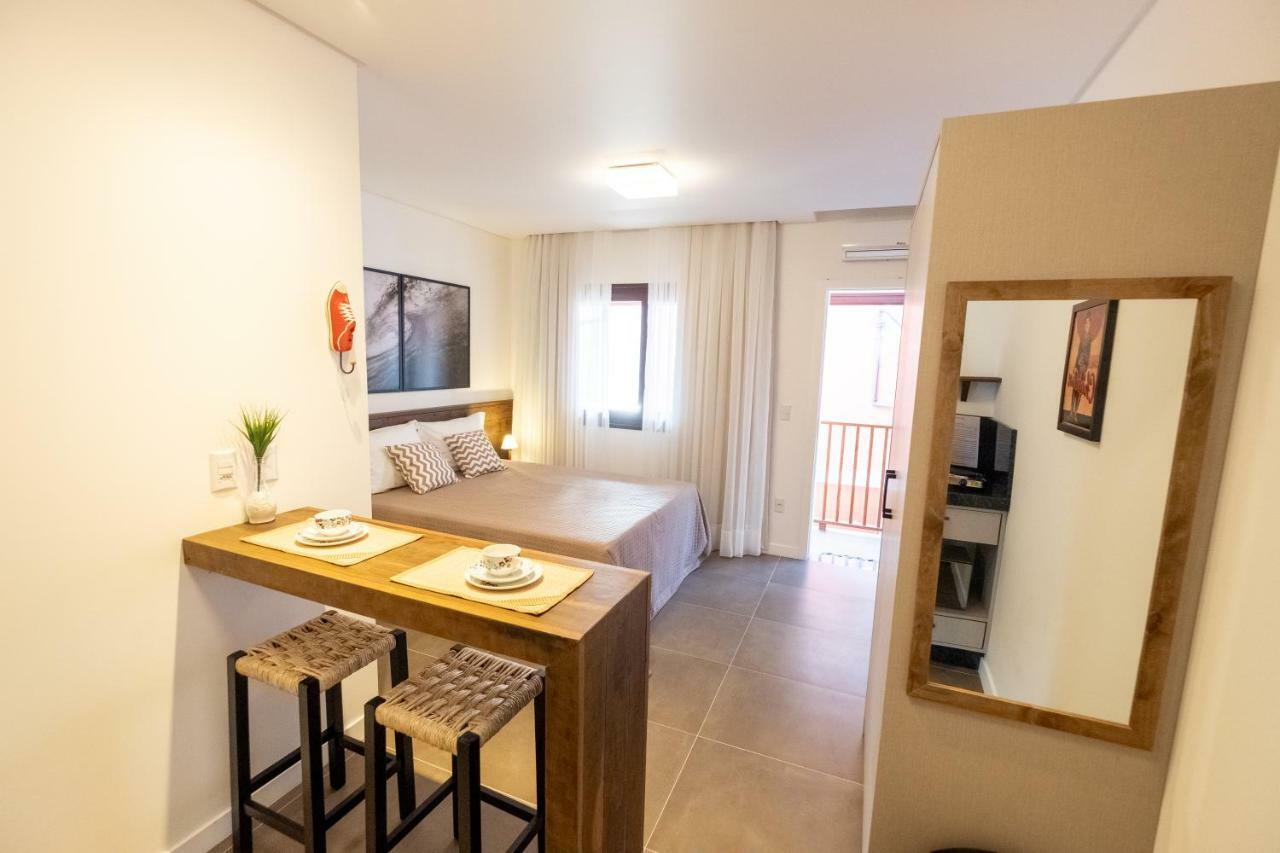 Banzai Brava Suites Itajaí Exterior foto